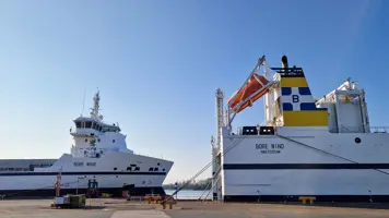 Towards fossil CO&#x2082;-free sea transport &#x2013; UPM switches three vessels to bio-LNG